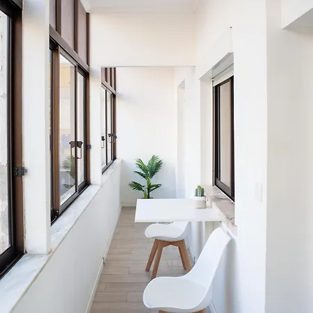 Just4uapartment - Near Lisbon & - With Ac Apartment Almada
