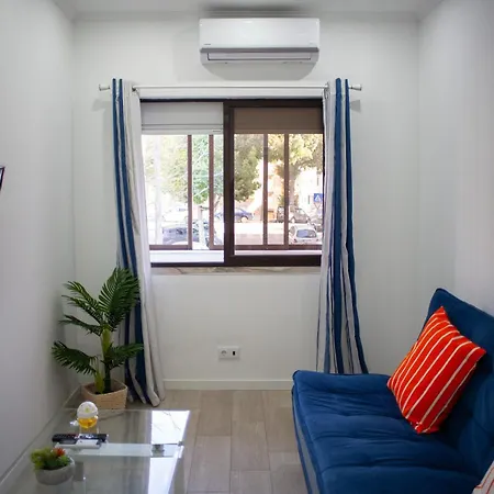 Just4uapartment - Near Lisbon & - With Ac דירה *